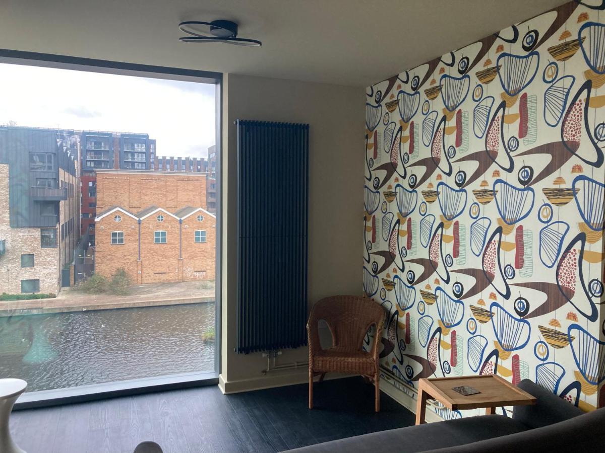 Canal View 1 Bed Apartment In Zone 1 Londra Exterior foto